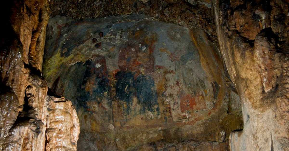Santeramo, affreschi e graffiti: � la grotta di Sant'Angelo. S� al recupero